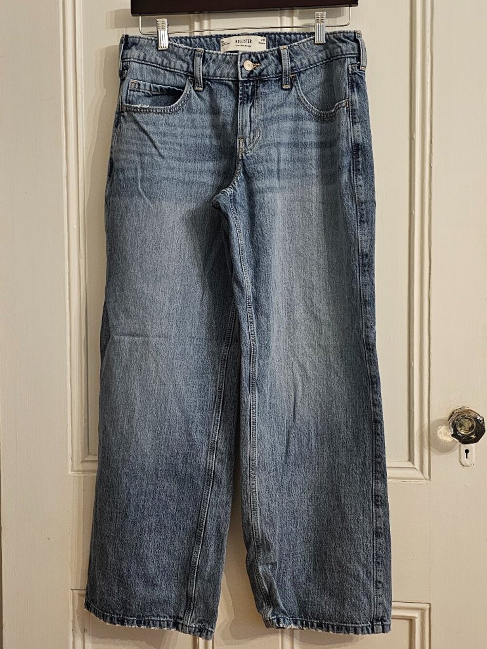 Hollister Women's Acid Wash Low-Rise Baggy Jeans - Sz 8R/29 #0024